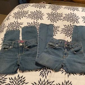 Children’s Place skinny jeans size 5 slim -2 pair